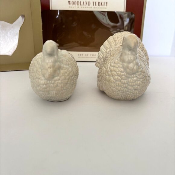 Williams Sonoma Woodland Turkey Salt Pepper Shakers‎ Fall Thanksgiving Decor New - Picture 4 of 11
